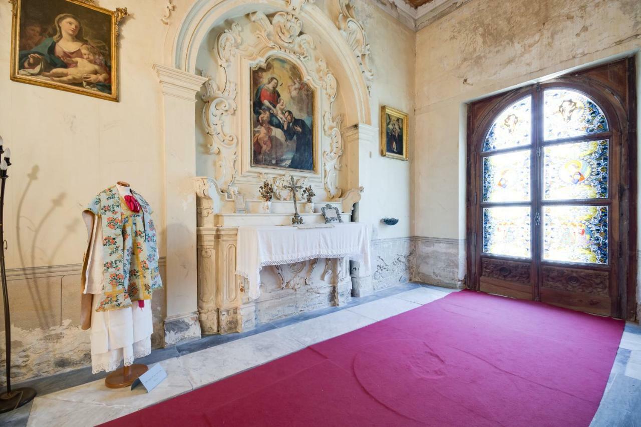 Castello Di Caccuri Suites Luaran gambar